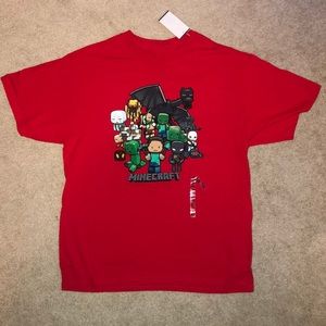 KOHLS boy’s red Minecraft T shirt